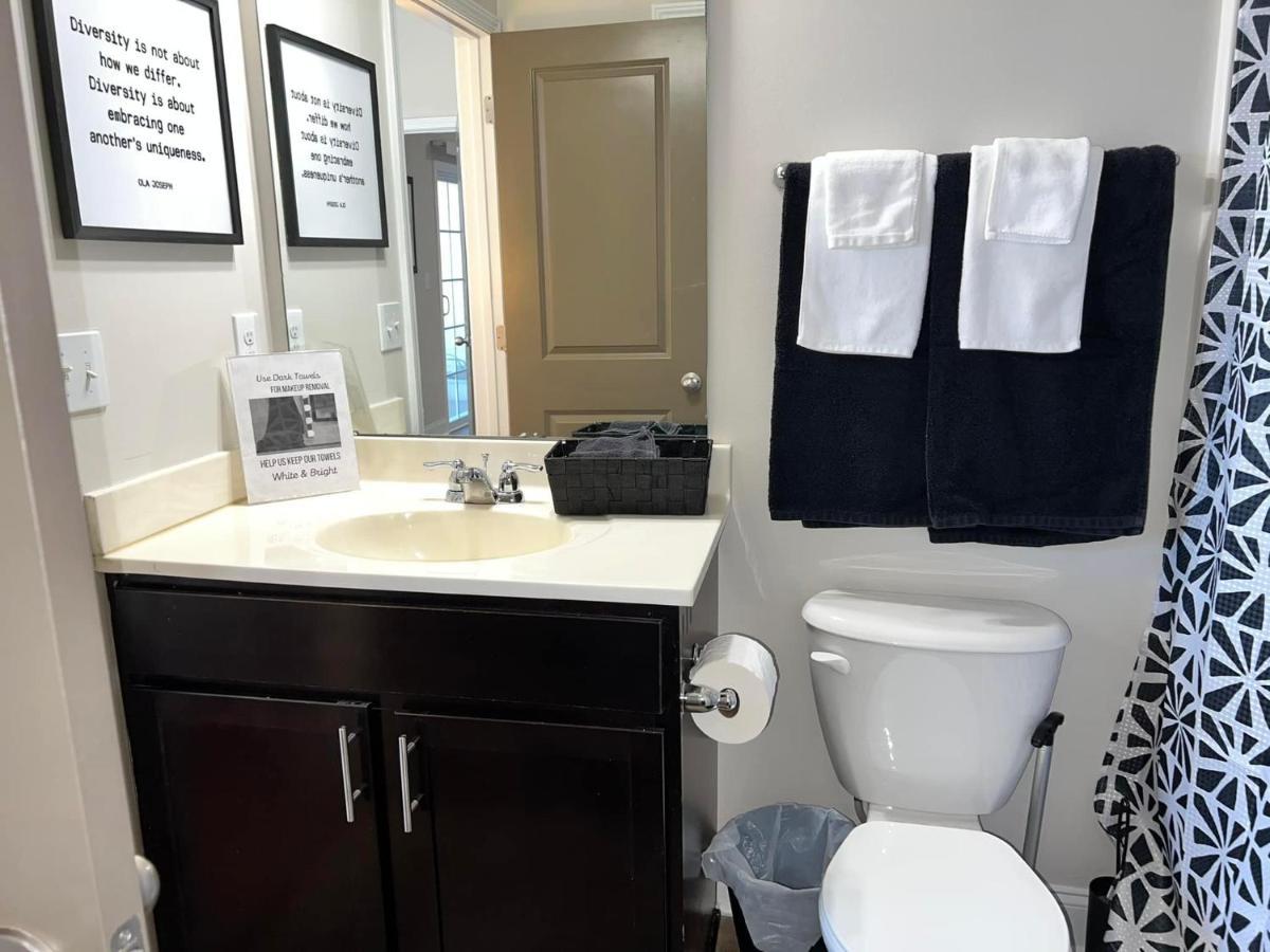 Serene **Uptown** 2Br/2Ba Apartment Charlotte Buitenkant foto